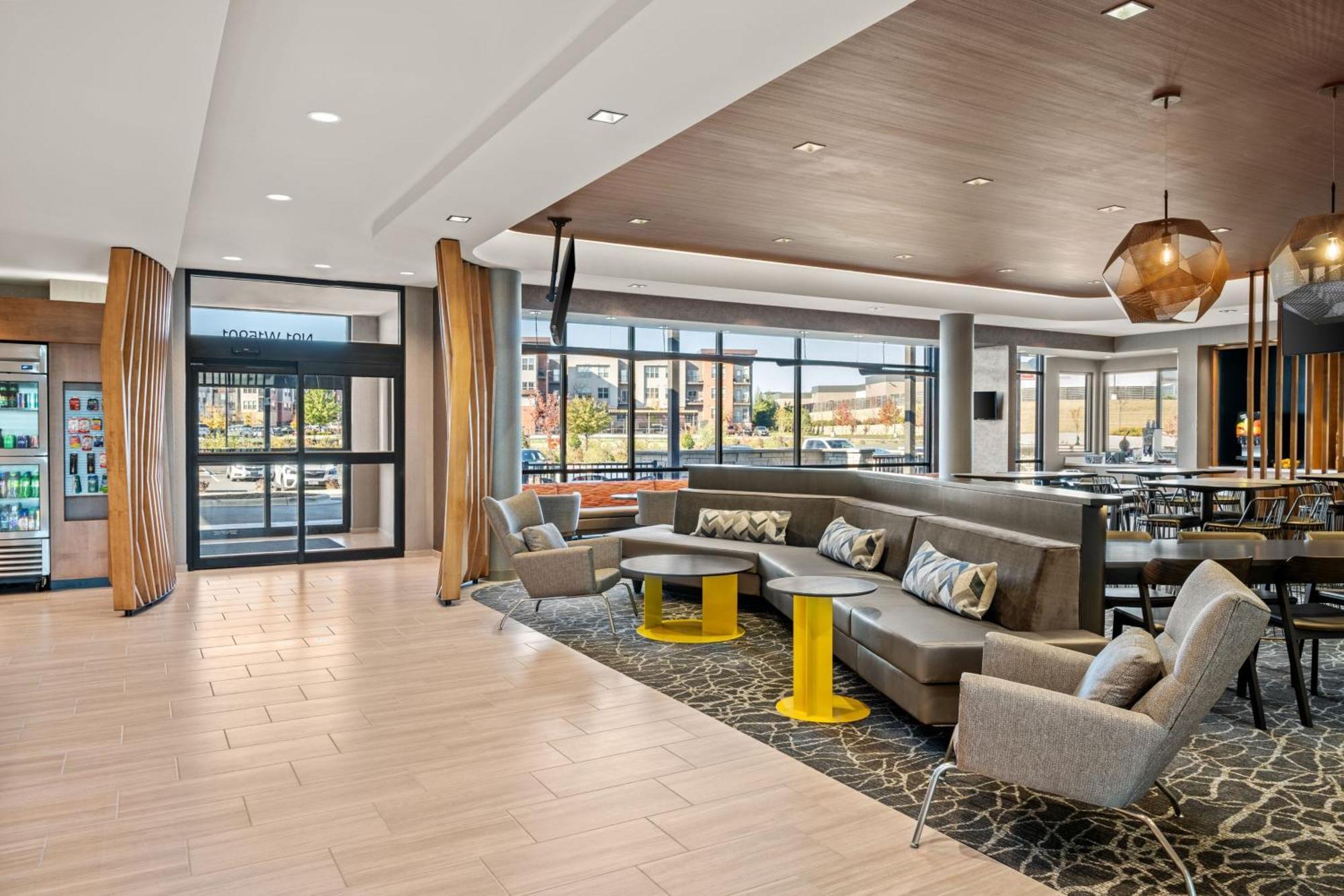 Springhill Suites By Marriott Menomonee Falls Dış mekan fotoğraf