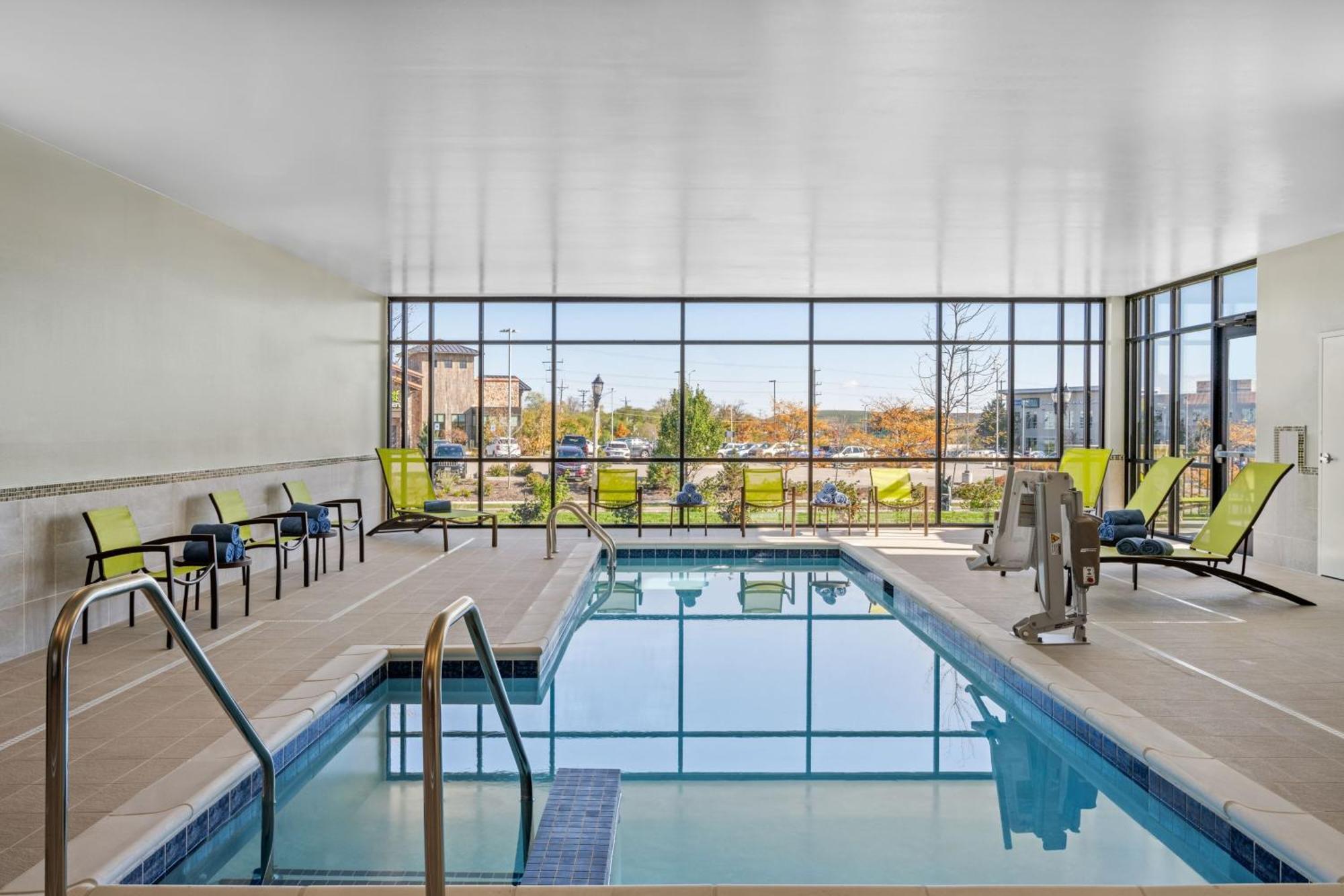 Springhill Suites By Marriott Menomonee Falls Dış mekan fotoğraf